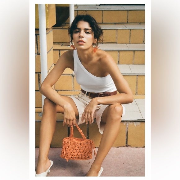 Zara White Sleeveless Asymmetrical Neckline Top - Picture 2 of 9